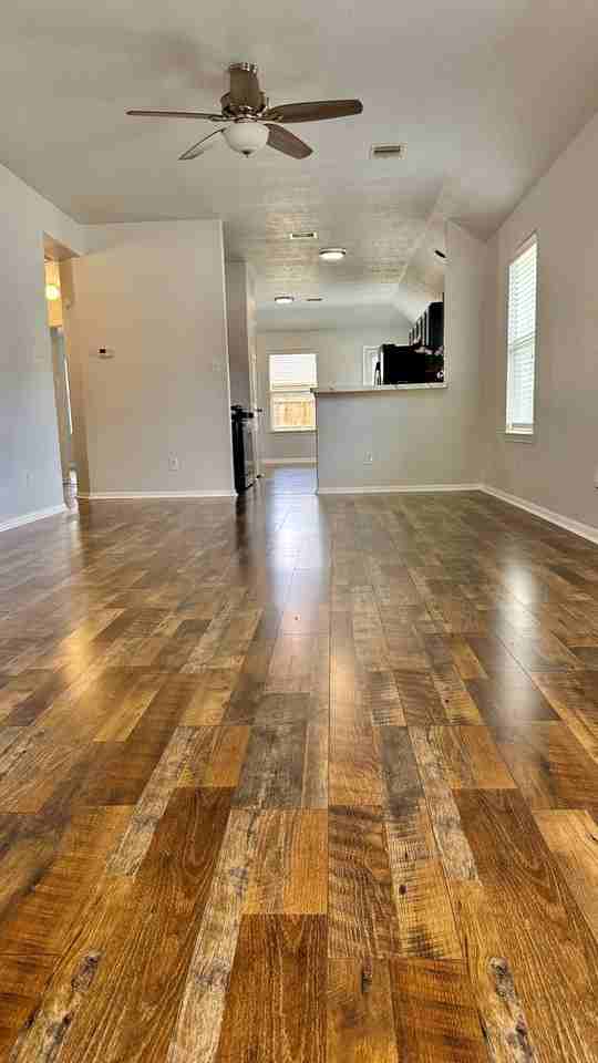 3910 Falvel Cove Dr #NA - Photo 2 of 21