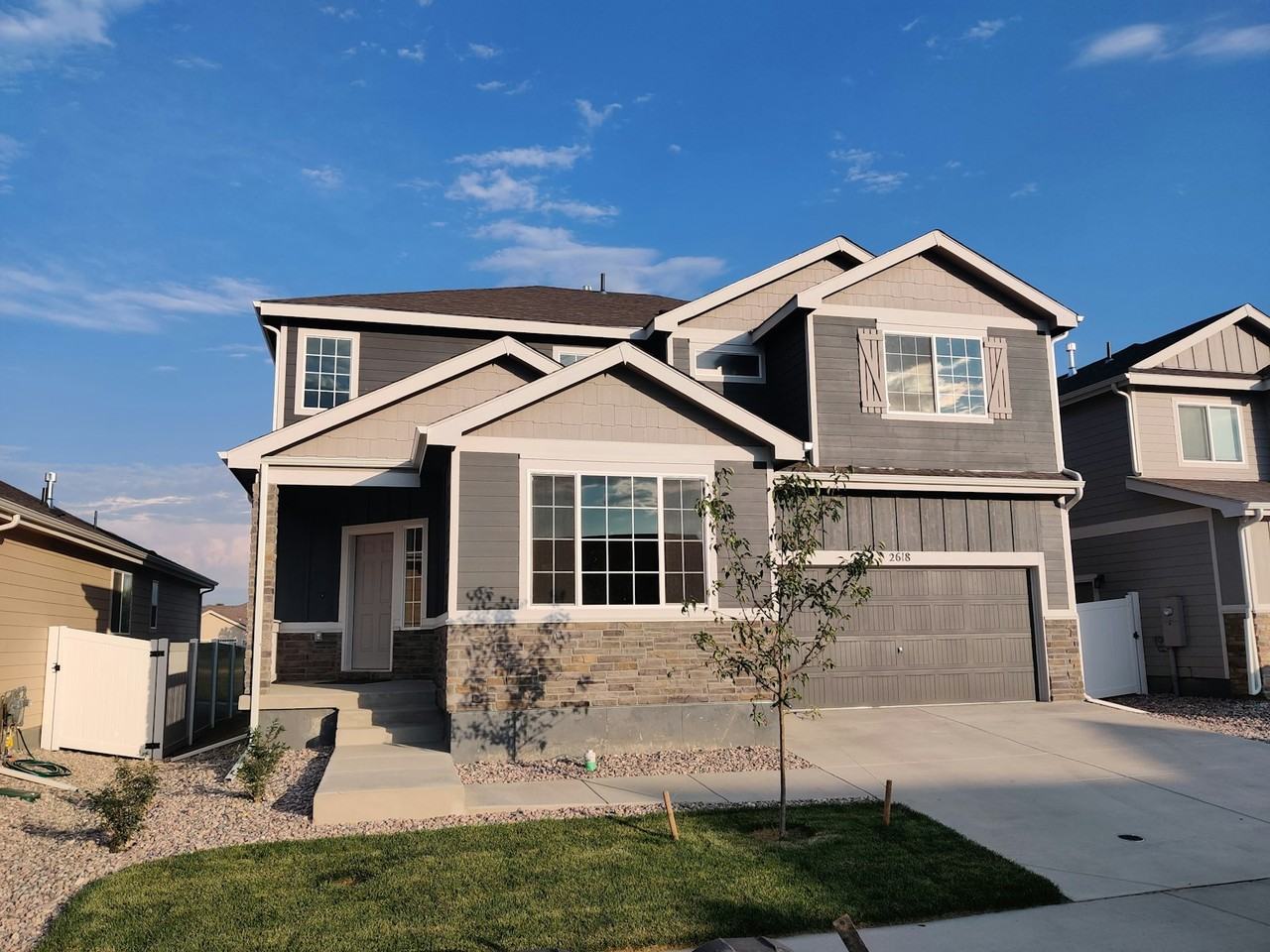 2618 Emerald Street - Photo 3 of 3