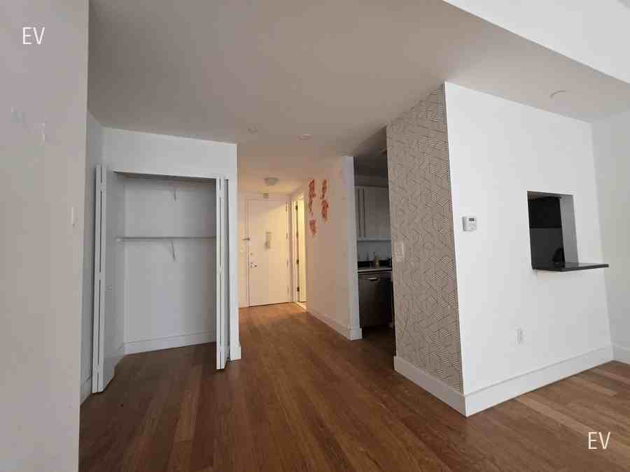 50 Murray St #EV14 - Photo 7 of 14