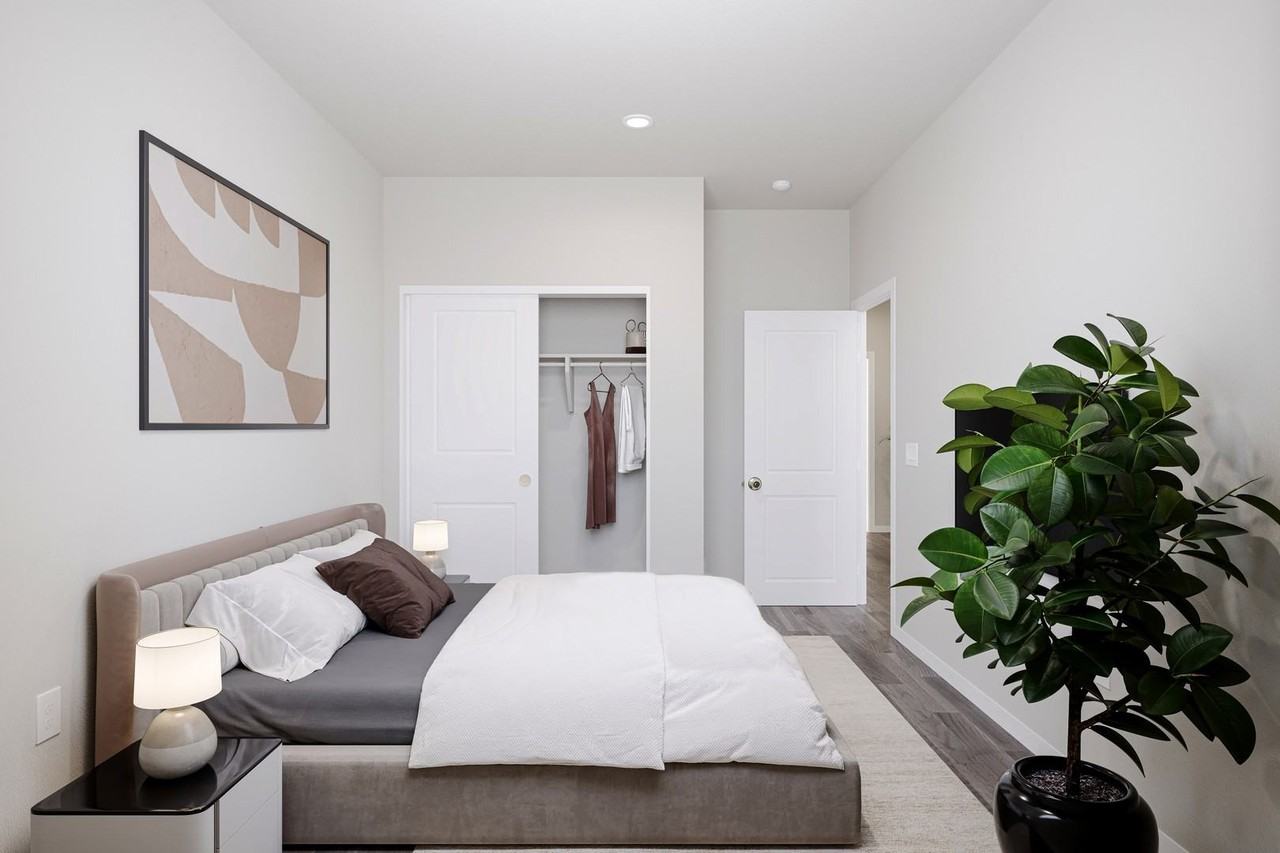 Solaterra Granada Hills - Photo 5 of 13