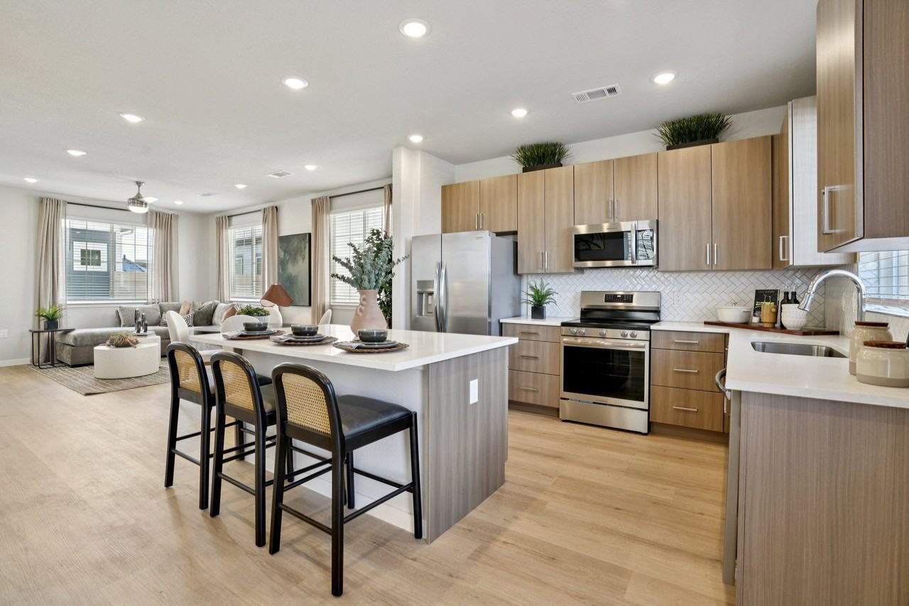 The Village at Mayfair - Photo 4 of 50