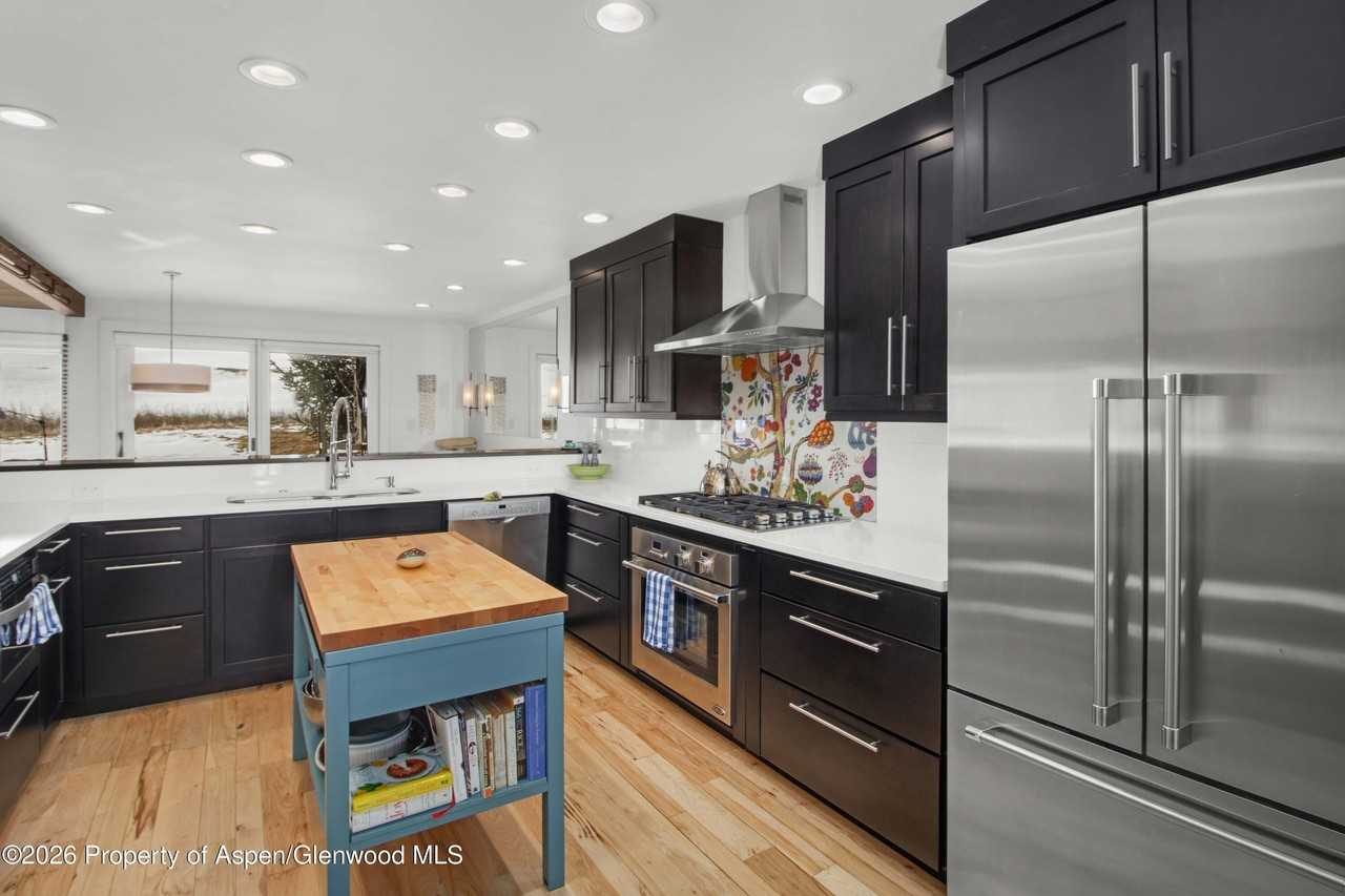 444 Snowmass Club Cir Unit 13 - Photo 4 of 22