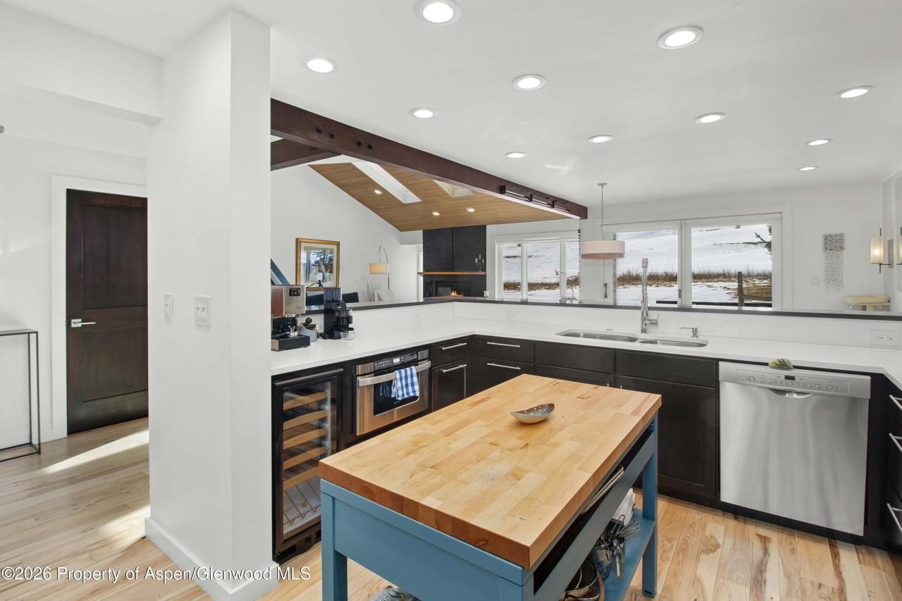 444 Snowmass Club Cir Unit 13 - Photo 5 of 22