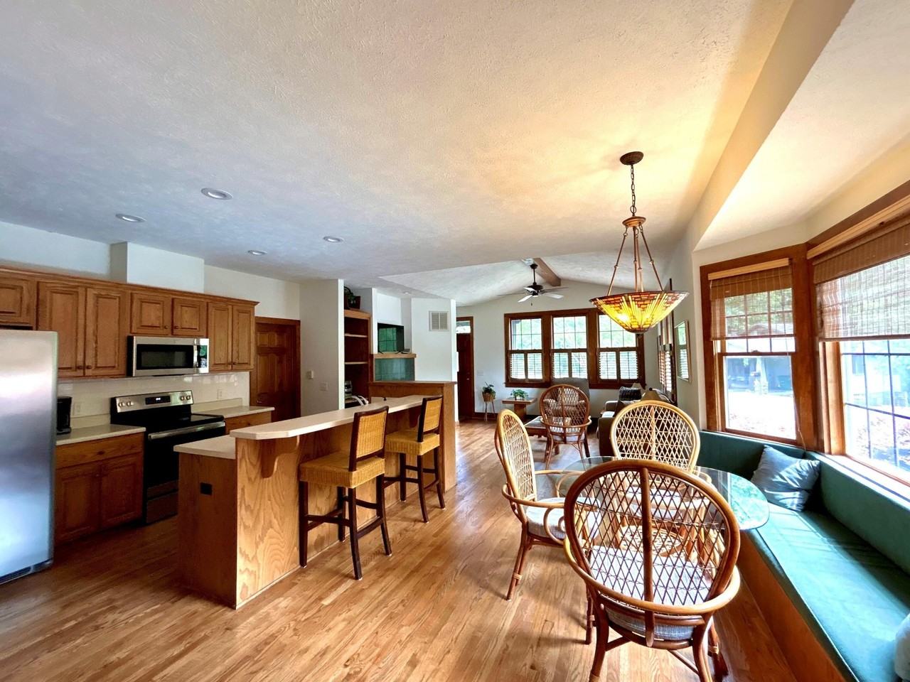 38 Bungalow Village Way - Photo 3 of 23
