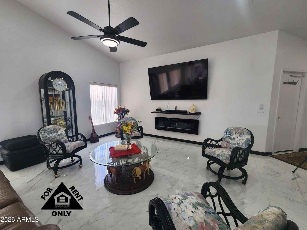 14813 W Verde Ln - Photo 4 of 32