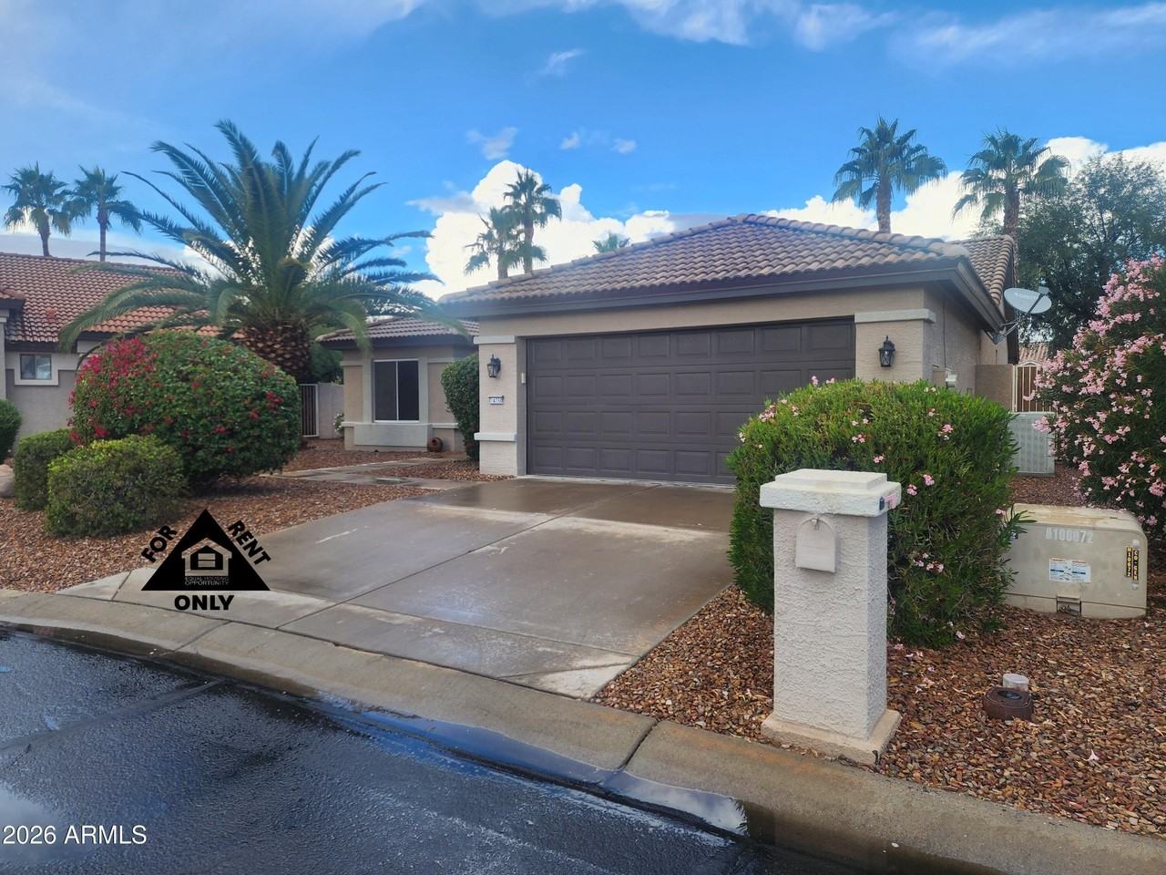 14750 W Avalon Dr - Photo 3 of 36