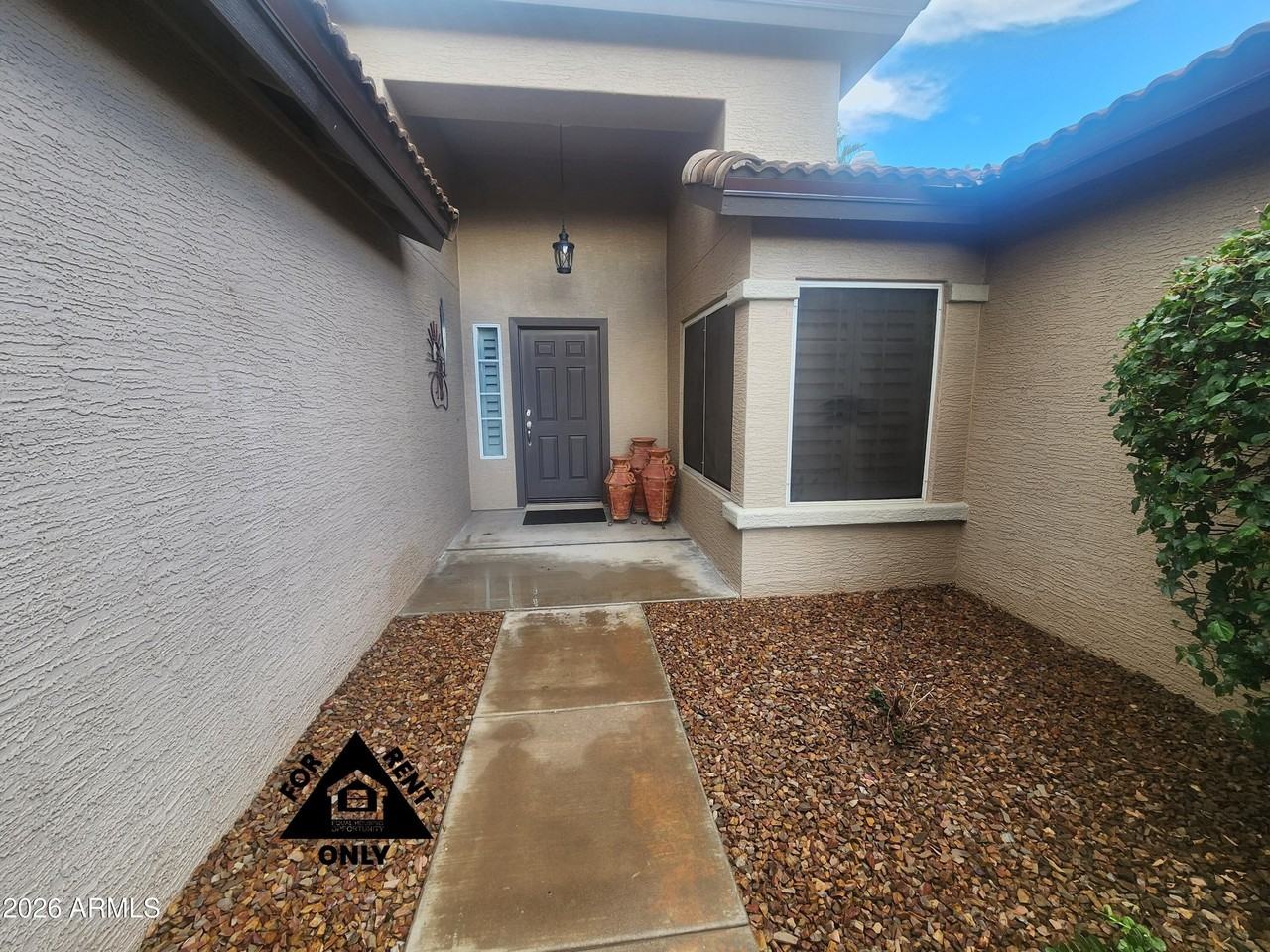 14750 W Avalon Dr - Photo 5 of 36