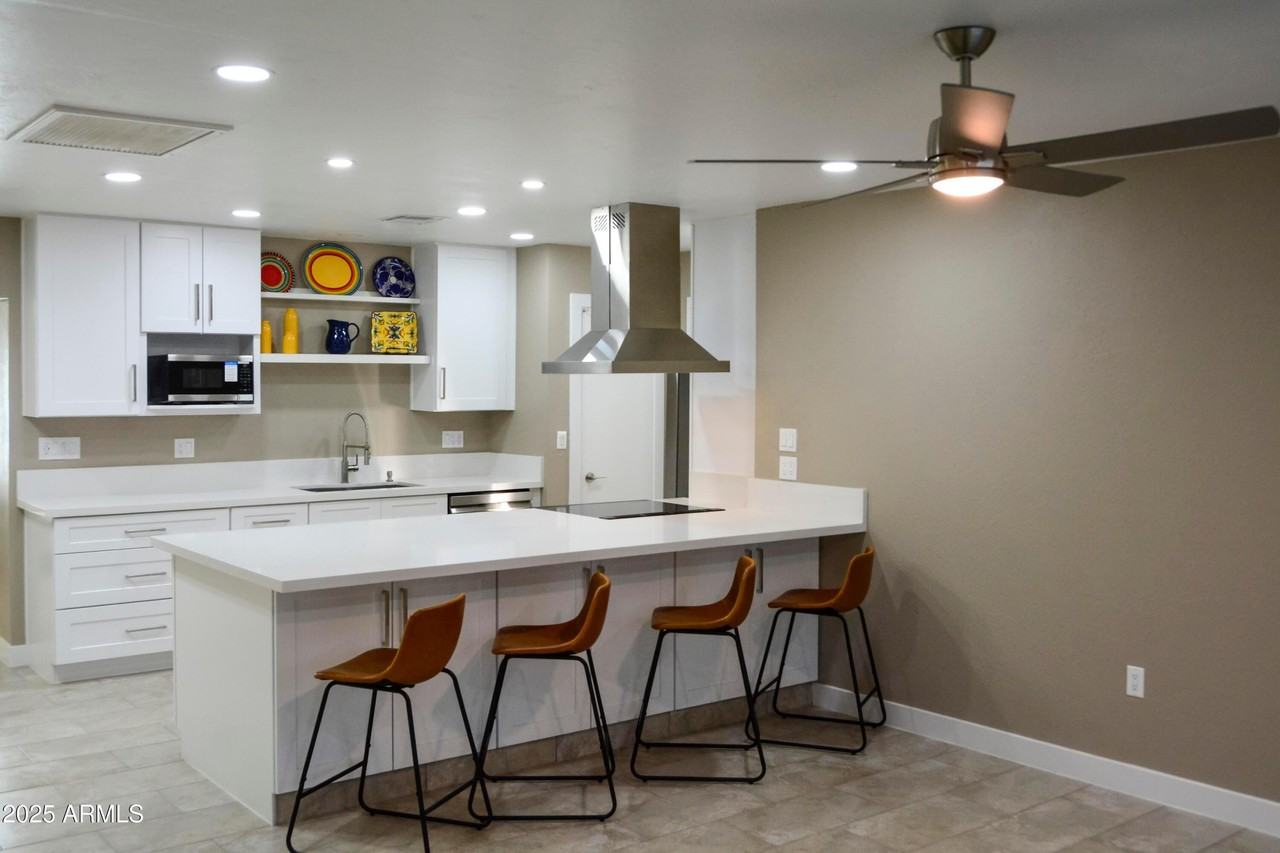 14801 N Agua Fria Dr - Photo 2 of 49