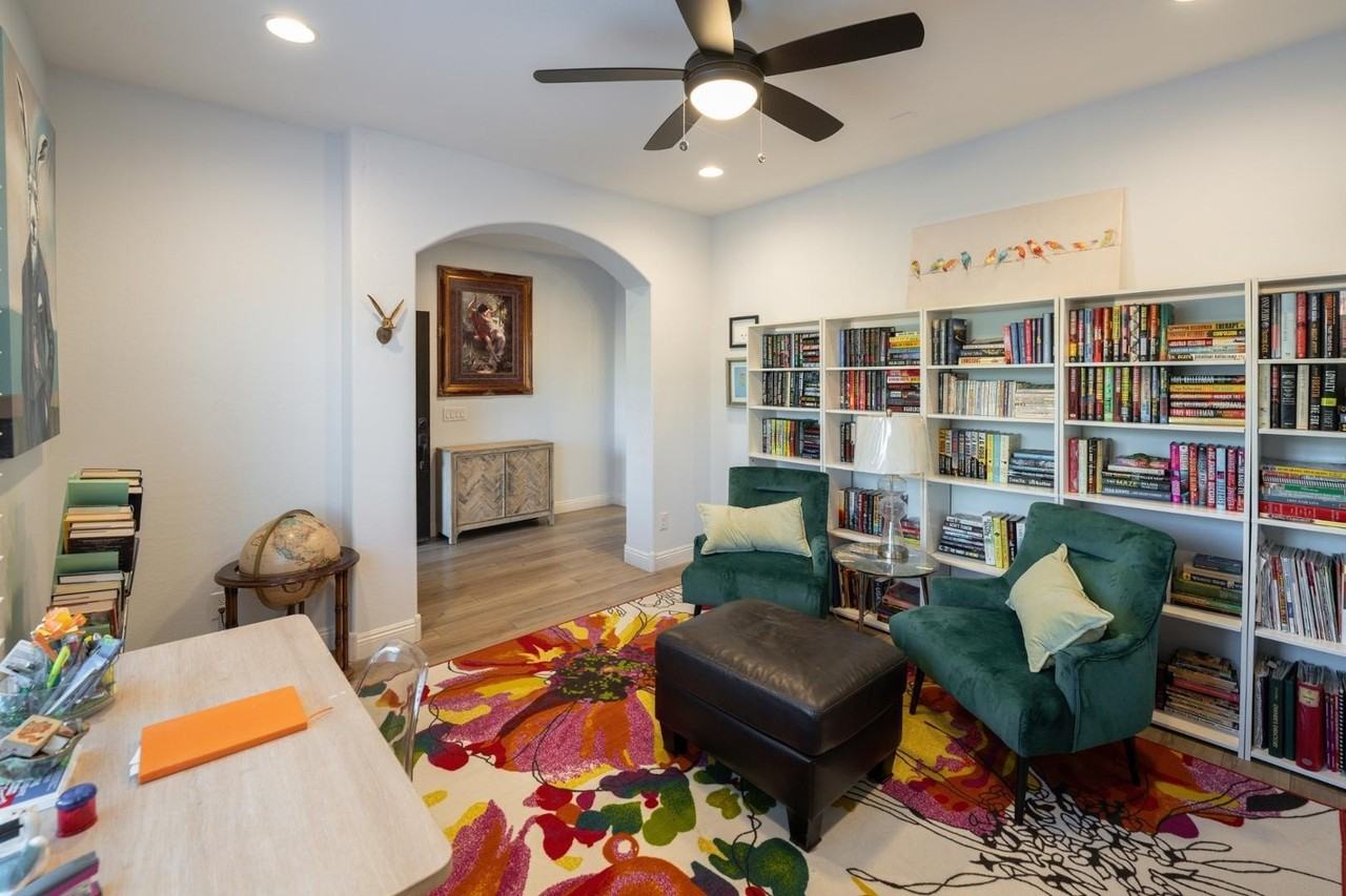 6359 W Pleasant Oak Ct - Photo 4 of 24