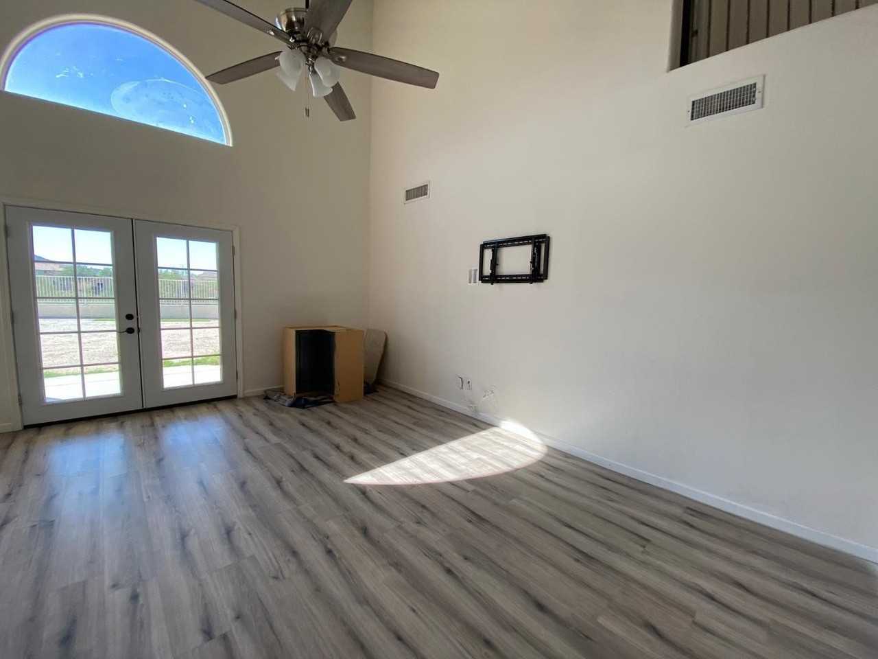 10254 S Hopi Ln - Photo 2 of 22