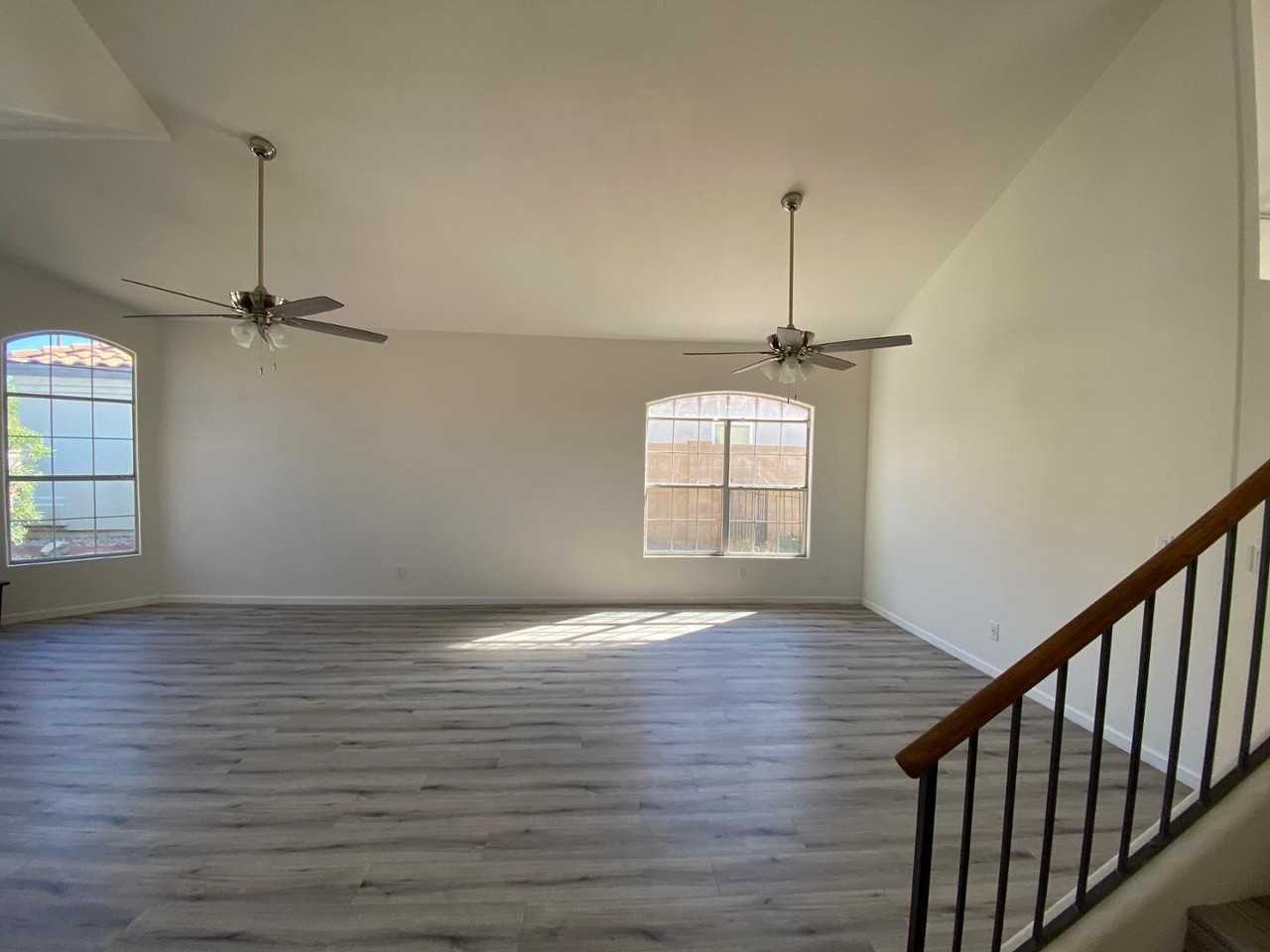 10254 S Hopi Ln - Photo 4 of 22