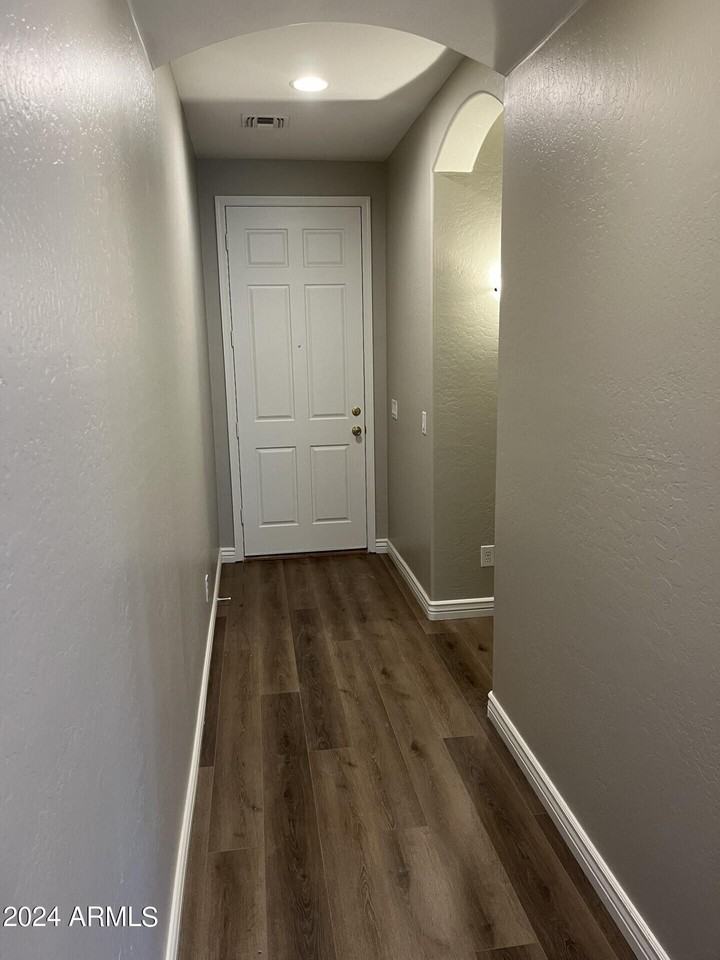 17749 W Statler Dr - Photo 7 of 25