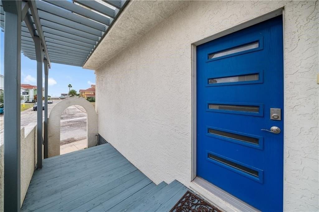 741 Snug Hbr - Photo 4 of 40