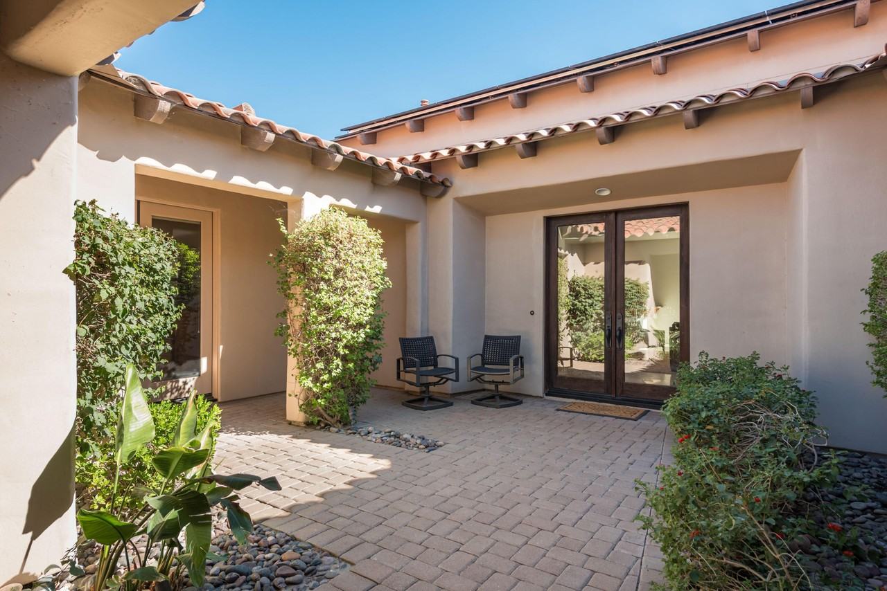 136 Royal Saint Georges Way - Photo 7 of 47