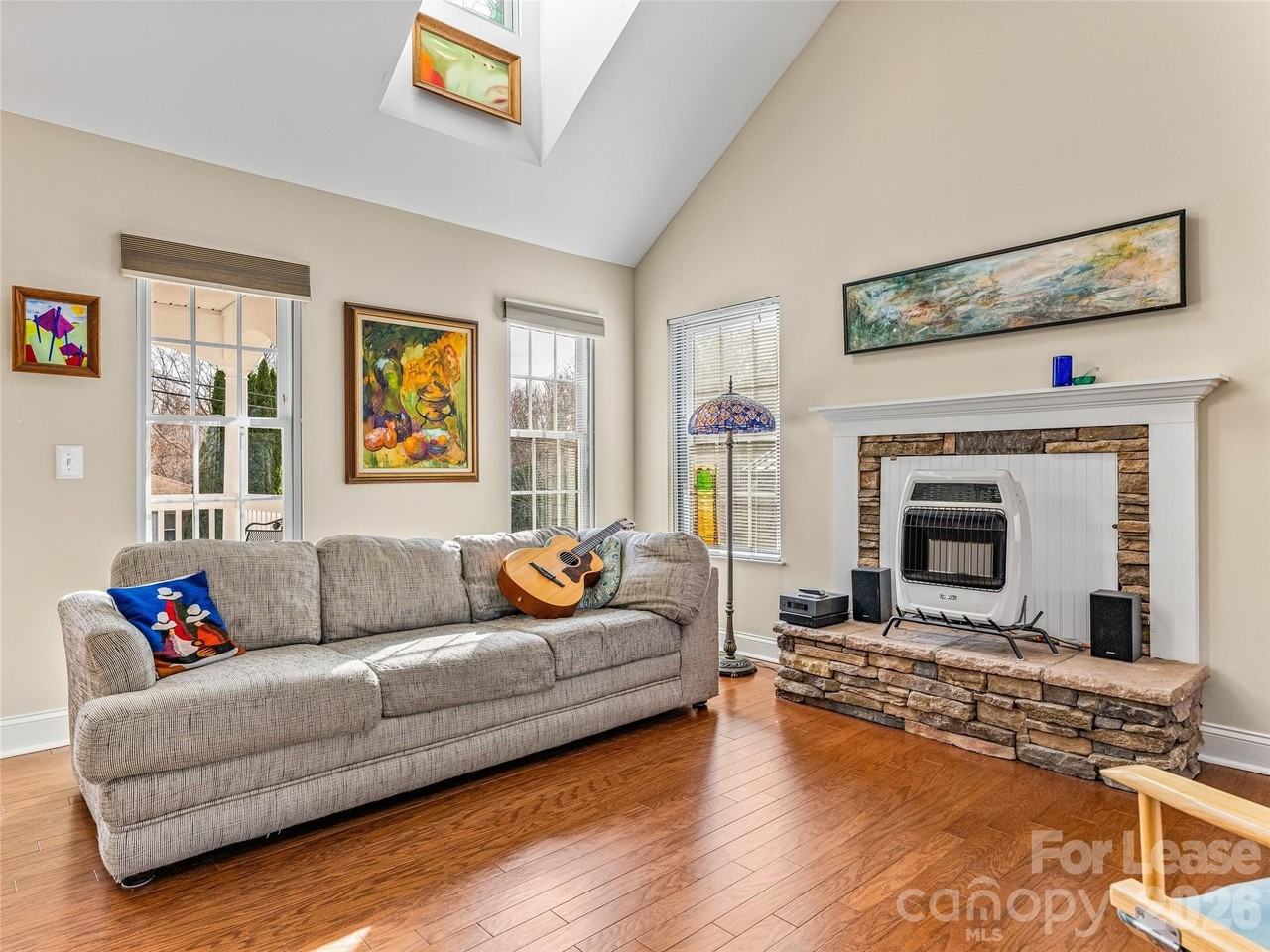 14 Hildebrand St - Photo 6 of 31