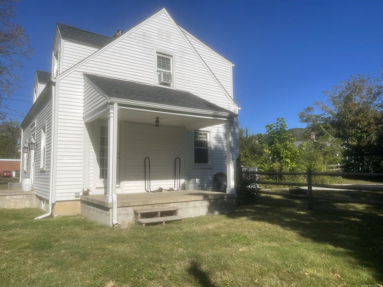 36 Washington Ave - Photo 5 of 25