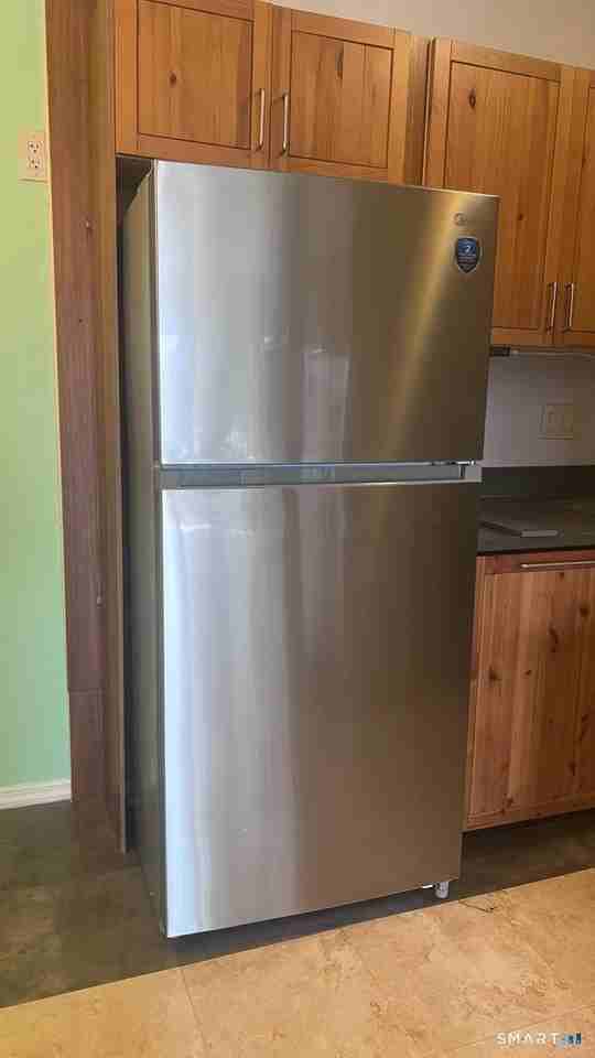 26 Balance Rock Rd Apt 5 - Photo 2 of 12