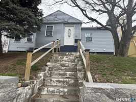 featured image of 144 Palisade Ave