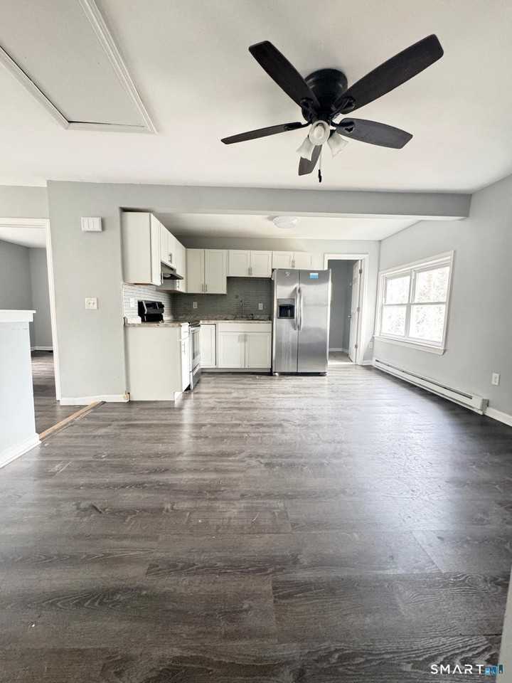 33 Pond St - Photo 2 of 8