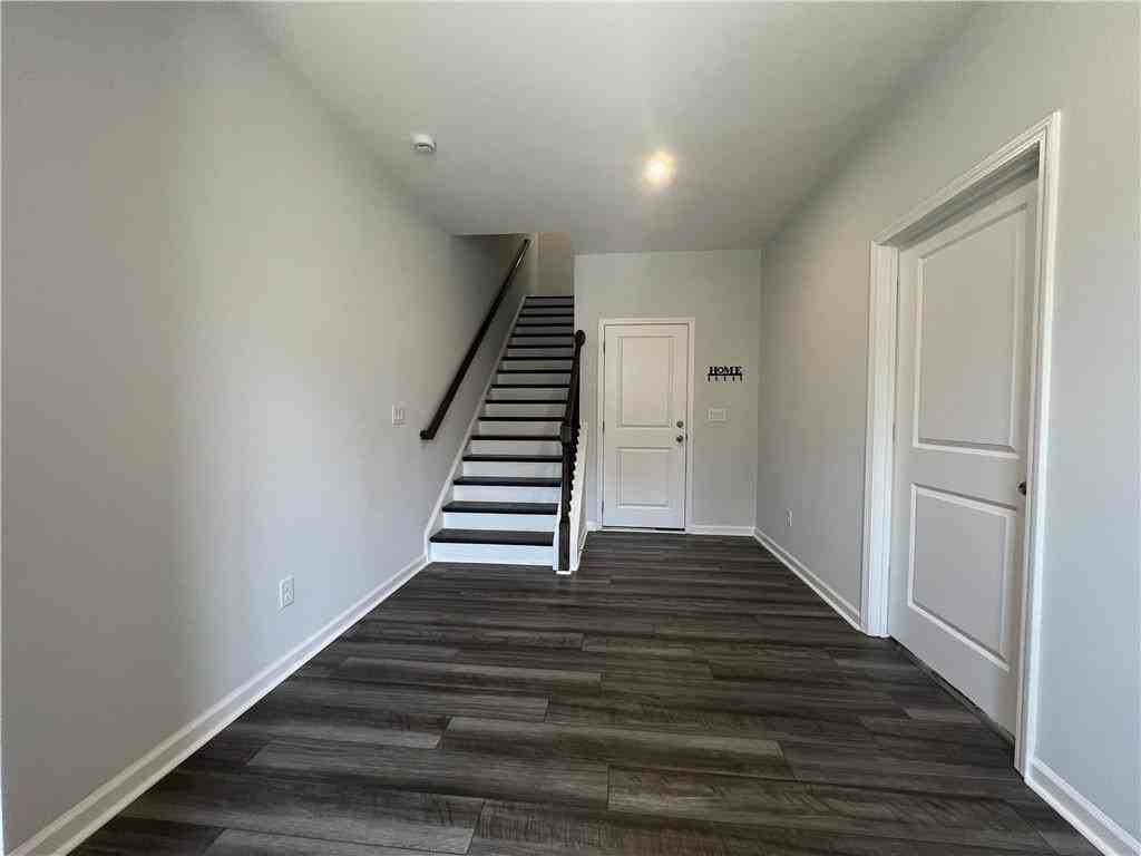 2520 Whistler Way Ne - Photo 2 of 31