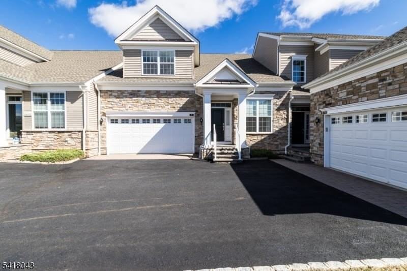 76 Van Cleef Dr - Photo 2 of 30