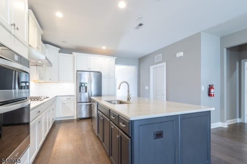 76 Van Cleef Dr - Photo 3 of 30