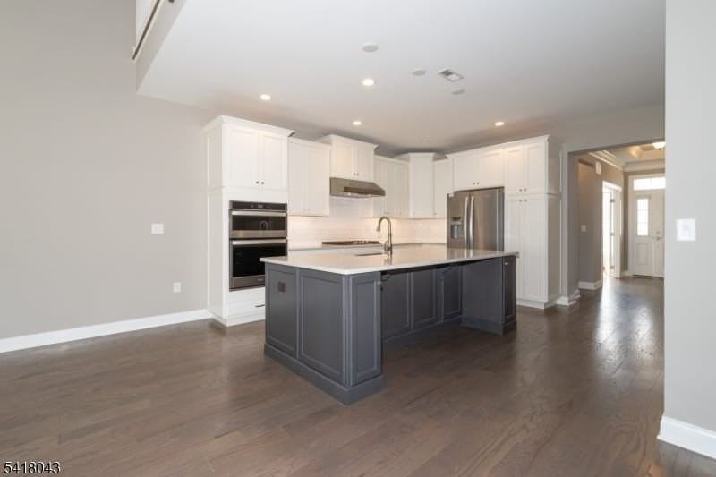 76 Van Cleef Dr - Photo 4 of 30