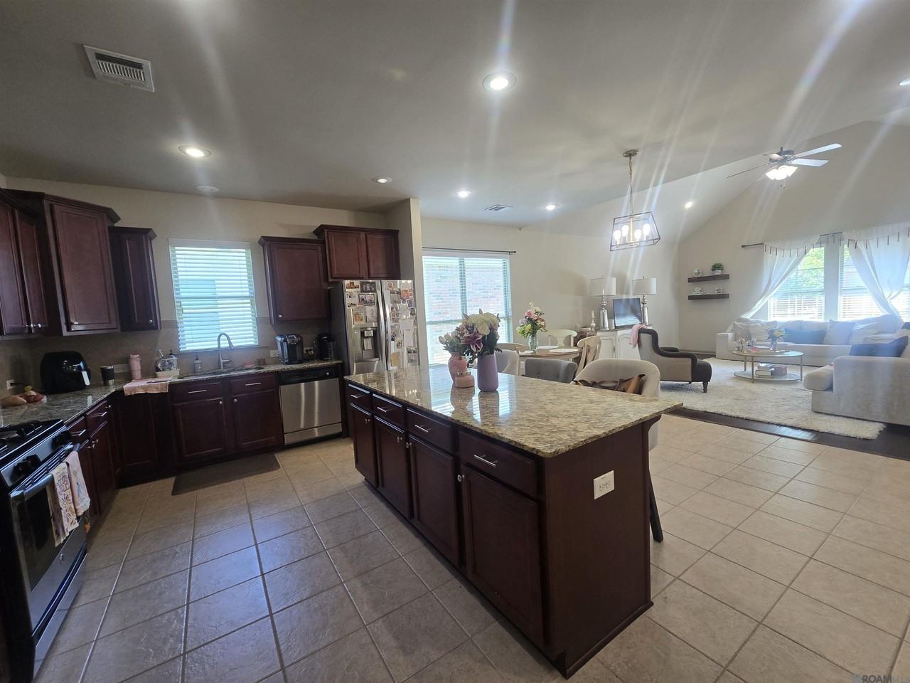 1412 Alouette Dr - Photo 4 of 12