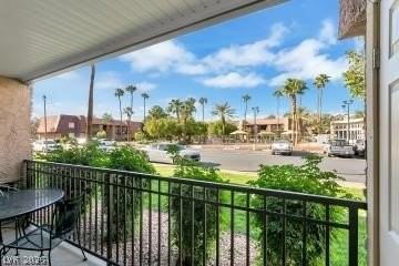 5081 River Glen Dr #125 - Photo 5 of 24