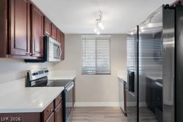 5081 River Glen Dr #125 - Photo 7 of 24