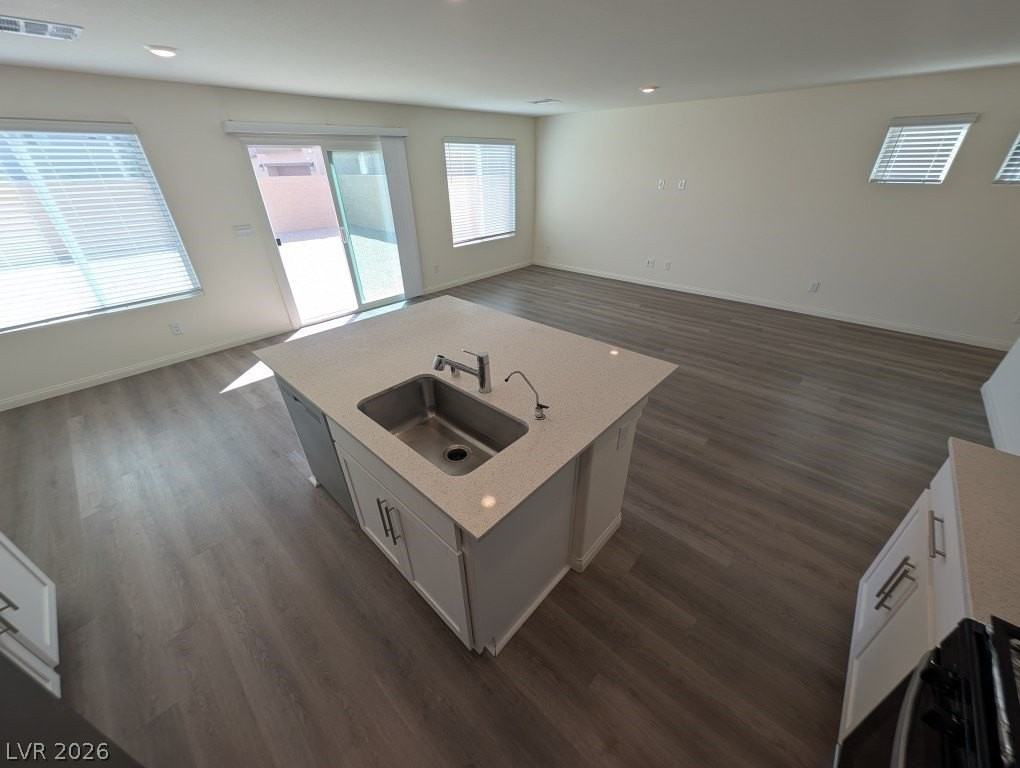 5658 Mesa Sedona St - Photo 7 of 29