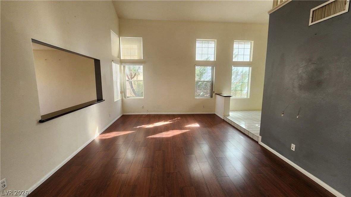 332 Cavalla St - Photo 5 of 36