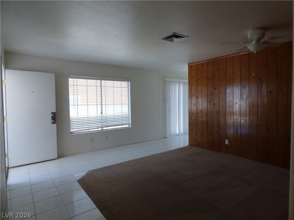 7043 Forest Vista St - Photo 4 of 24