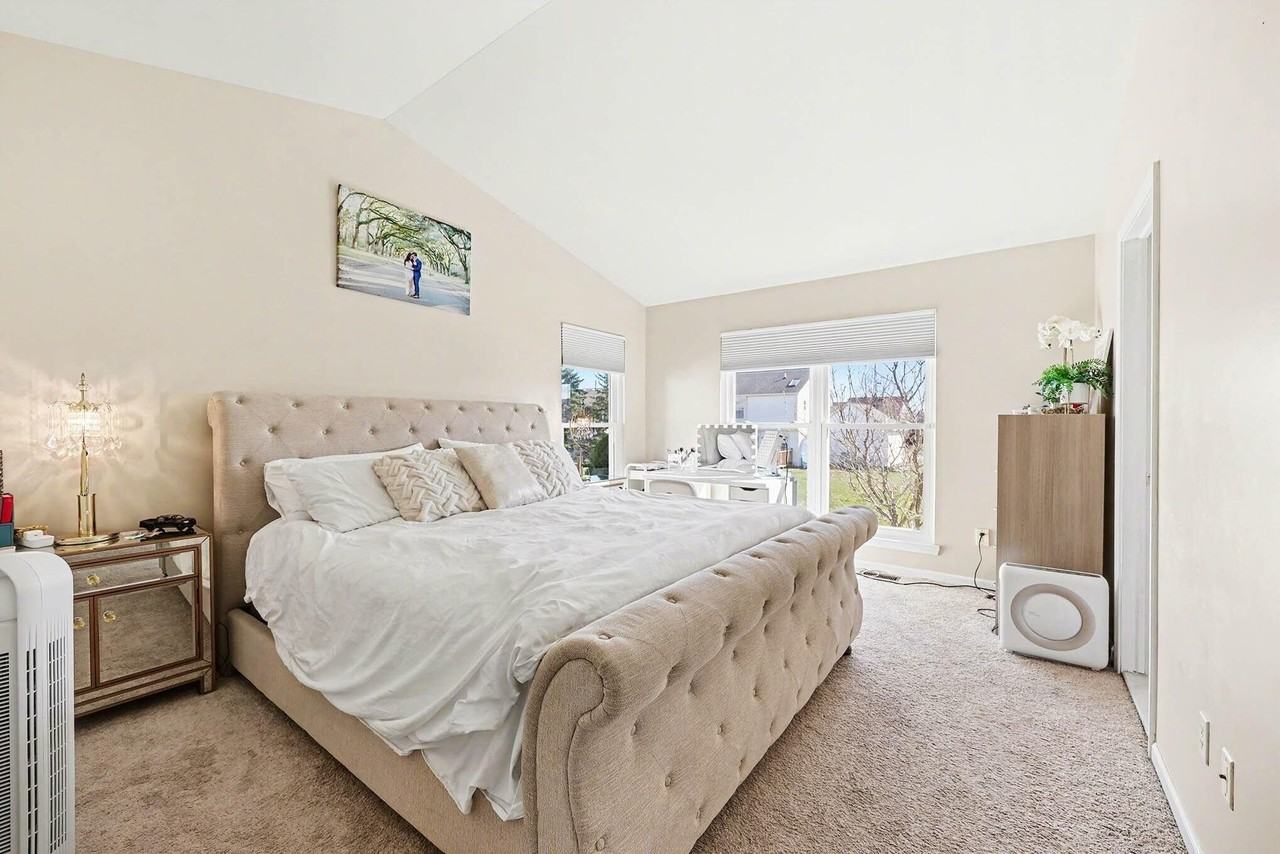 2863 Silver Spring Dr - Photo 6 of 14