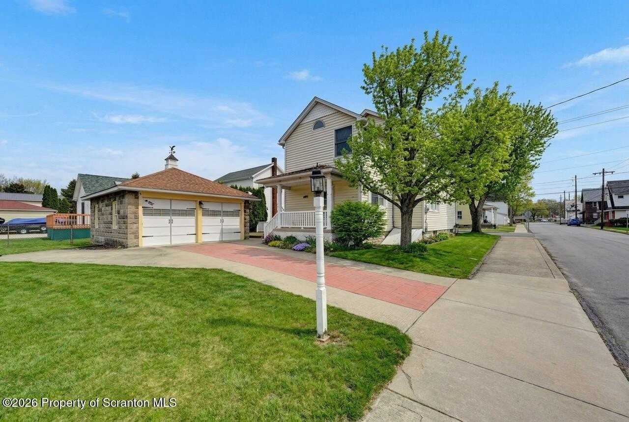 454 Hickory St Unit 454 - Photo 4 of 50