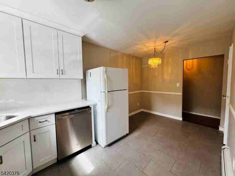 38 Deanna Dr #99 - Photo 5 of 10