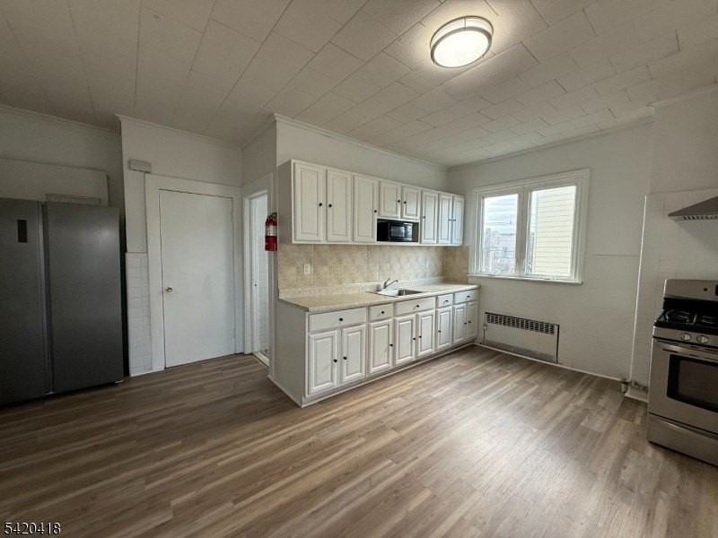 234 Christine St #2F - Photo 7 of 11