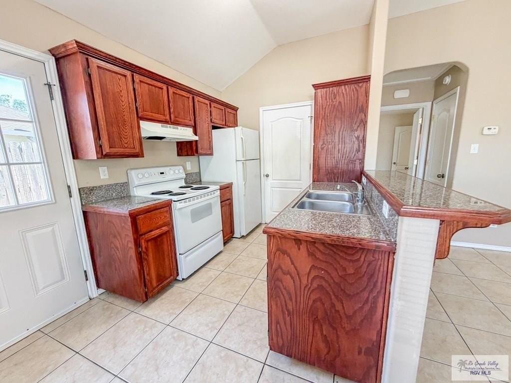 3406 S Arroyo Park Ln Apt 1 - Photo 4 of 10