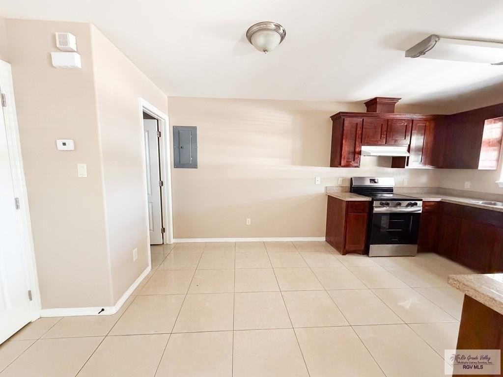 3517 S Arroyo Park Ln Apt 2 - Photo 6 of 12