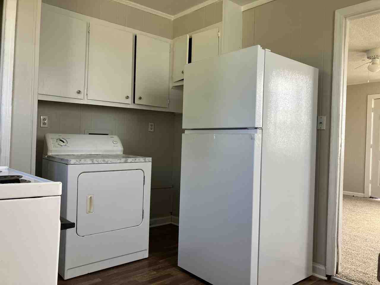 191 Ponderosa Rd Apt 3 - Photo 2 of 9