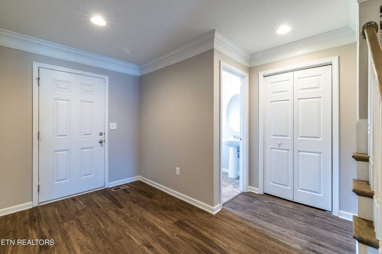 5804 Rain Cloud Rd - Photo 4 of 35