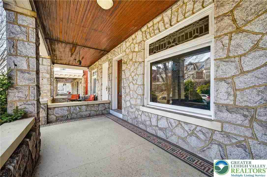 1531 Chew St - Photo 7 of 34