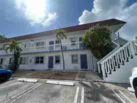 609 Ne 6th Ct #D - Photo 1 of 1