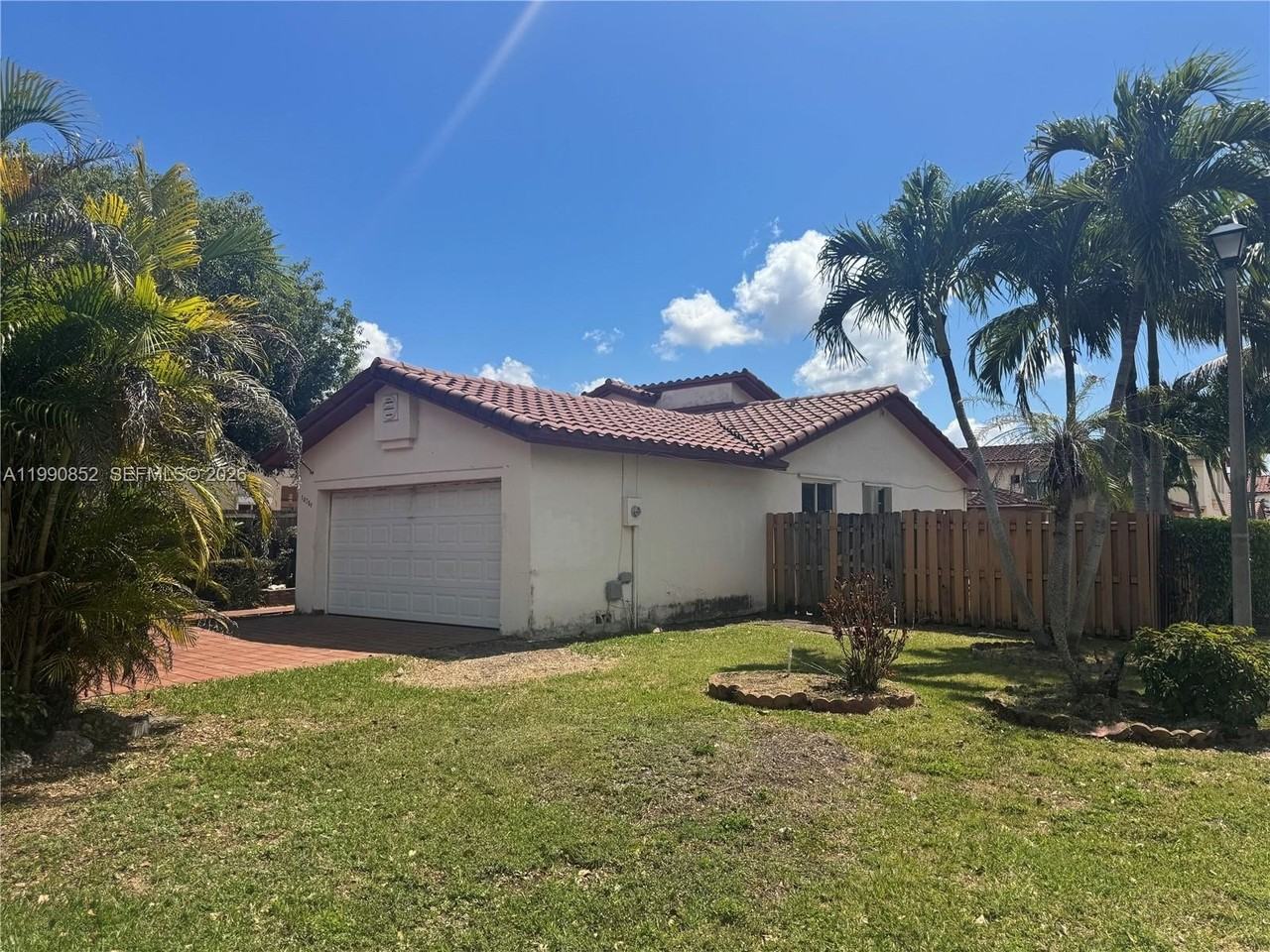 14750 Sw 111th St #1 - Photo 3 of 5