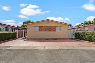 1028 W 30th St #1028 - Photo 1 of 1