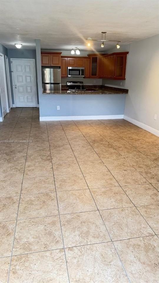 6980 Nw 186th St #3-126 - Photo 5 of 12