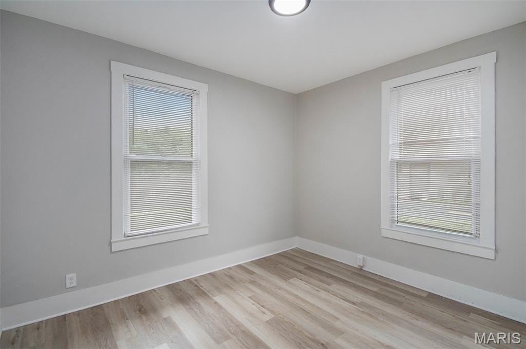 308 Madison Ave - Photo 6 of 13