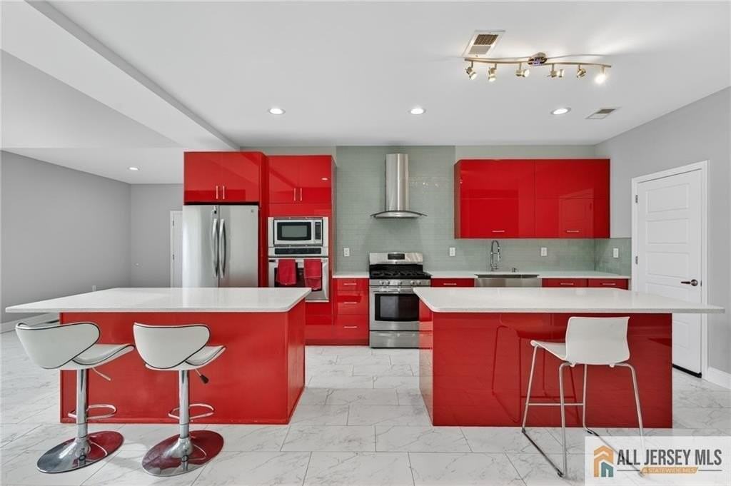 19 Utica Rd - Photo 2 of 25