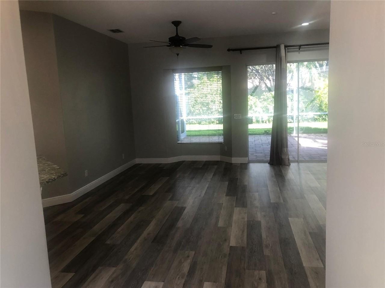 5120 Highbury Cir - Photo 3 of 29