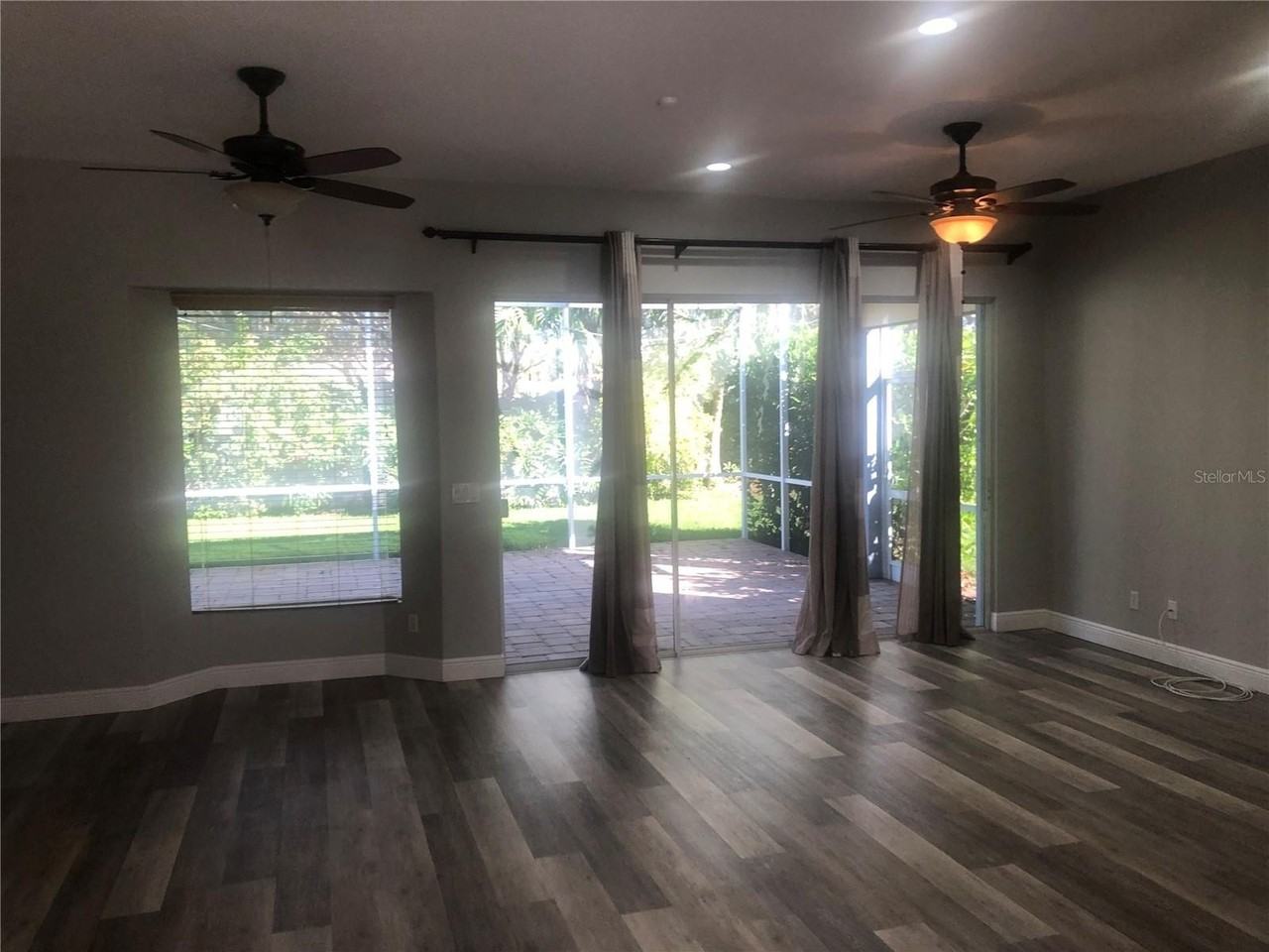 5120 Highbury Cir - Photo 4 of 29